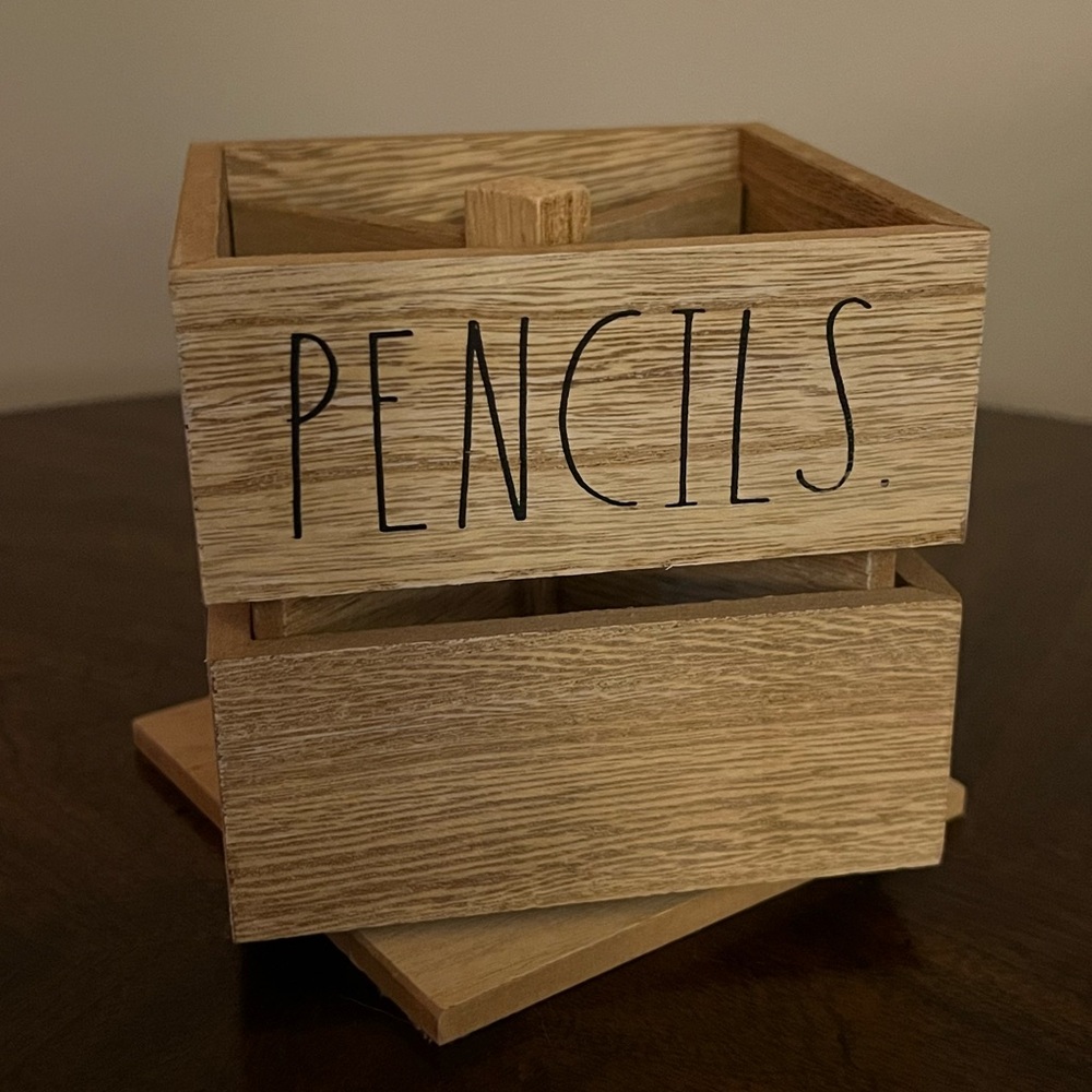 Rae Dunn Pens/Pencils Spinning Organizer